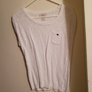Lad White AnnTaylor sleeveless lt sweater. Size S.